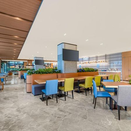 Holiday Inn Express Shanghai Pujiang By Ihg Eksteriør billede