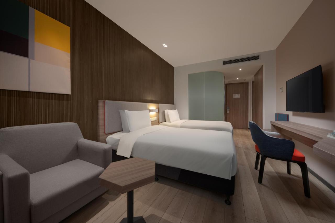 Holiday Inn Express Shanghai Pujiang By Ihg Eksteriør billede