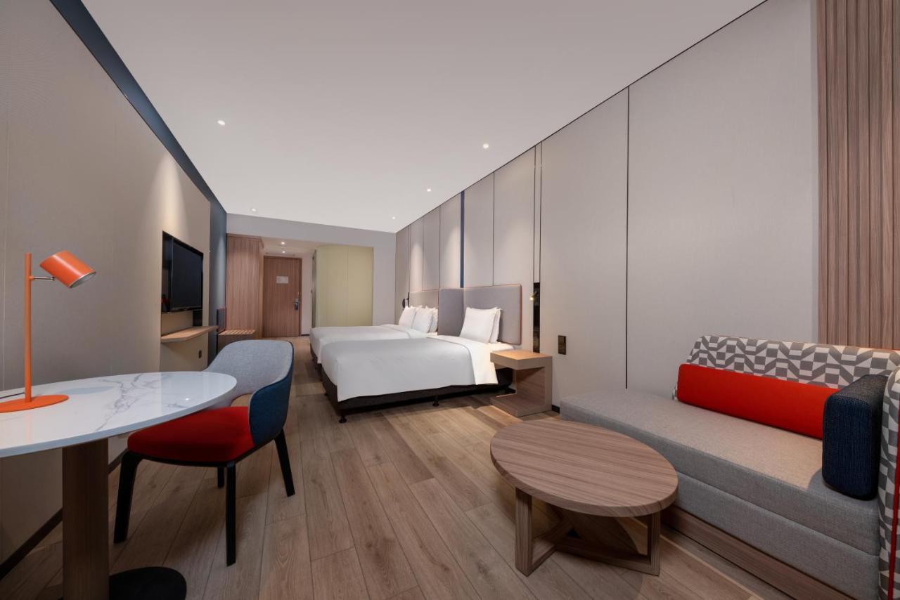 Holiday Inn Express Shanghai Pujiang By Ihg Eksteriør billede